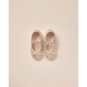 ballet flats || champagne