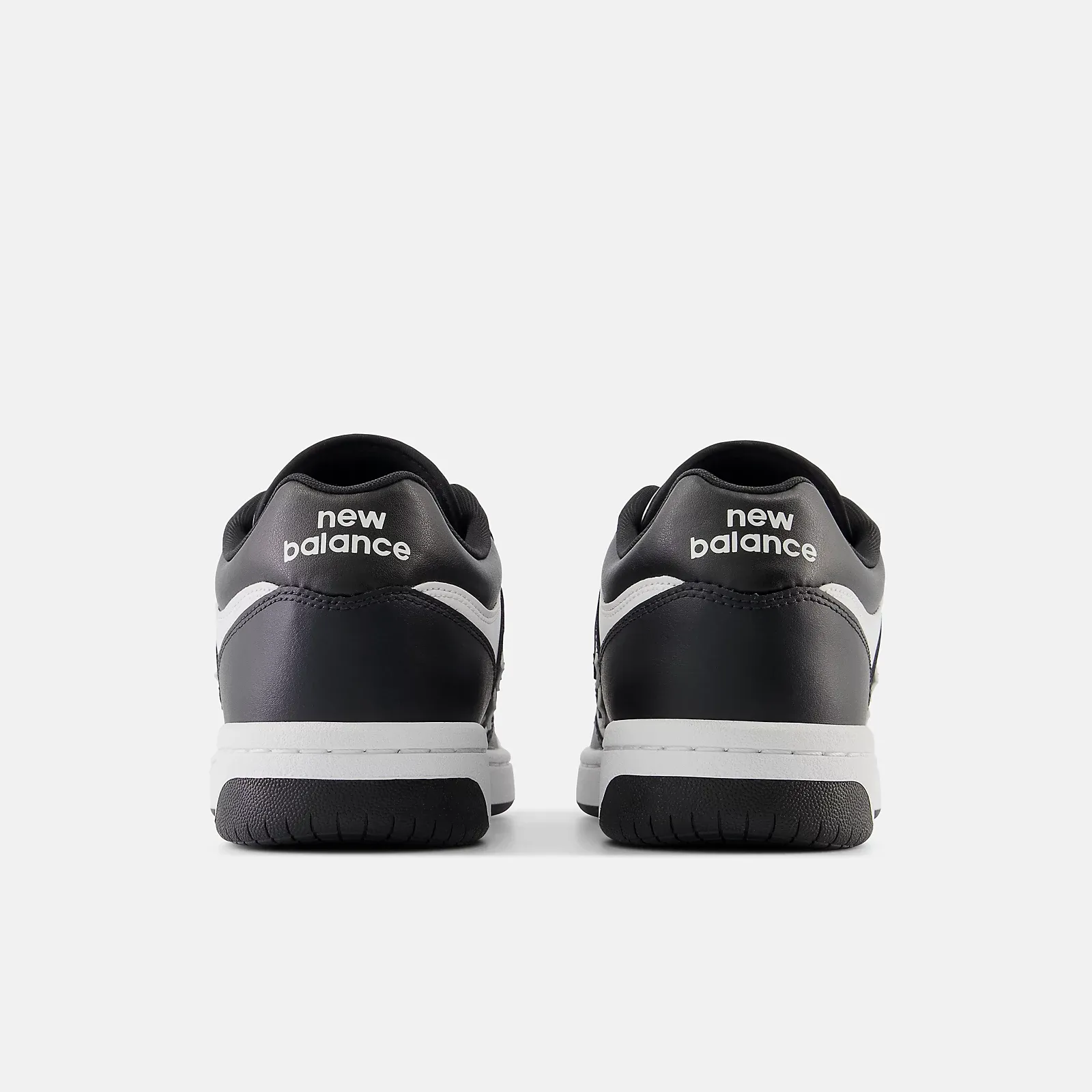 BB480 | White/Black