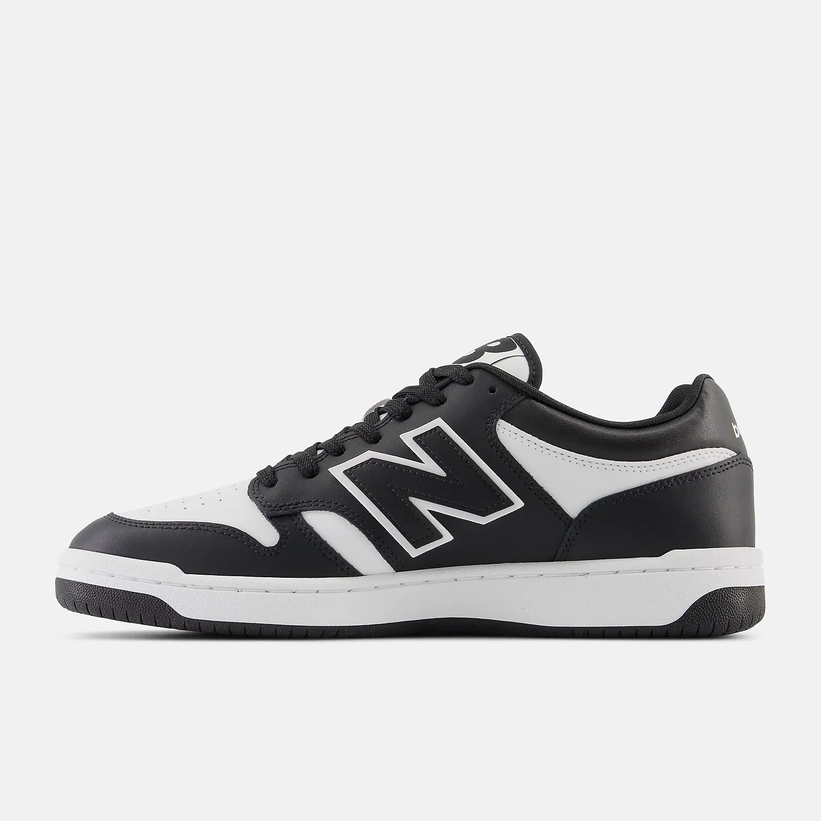 BB480 | White/Black