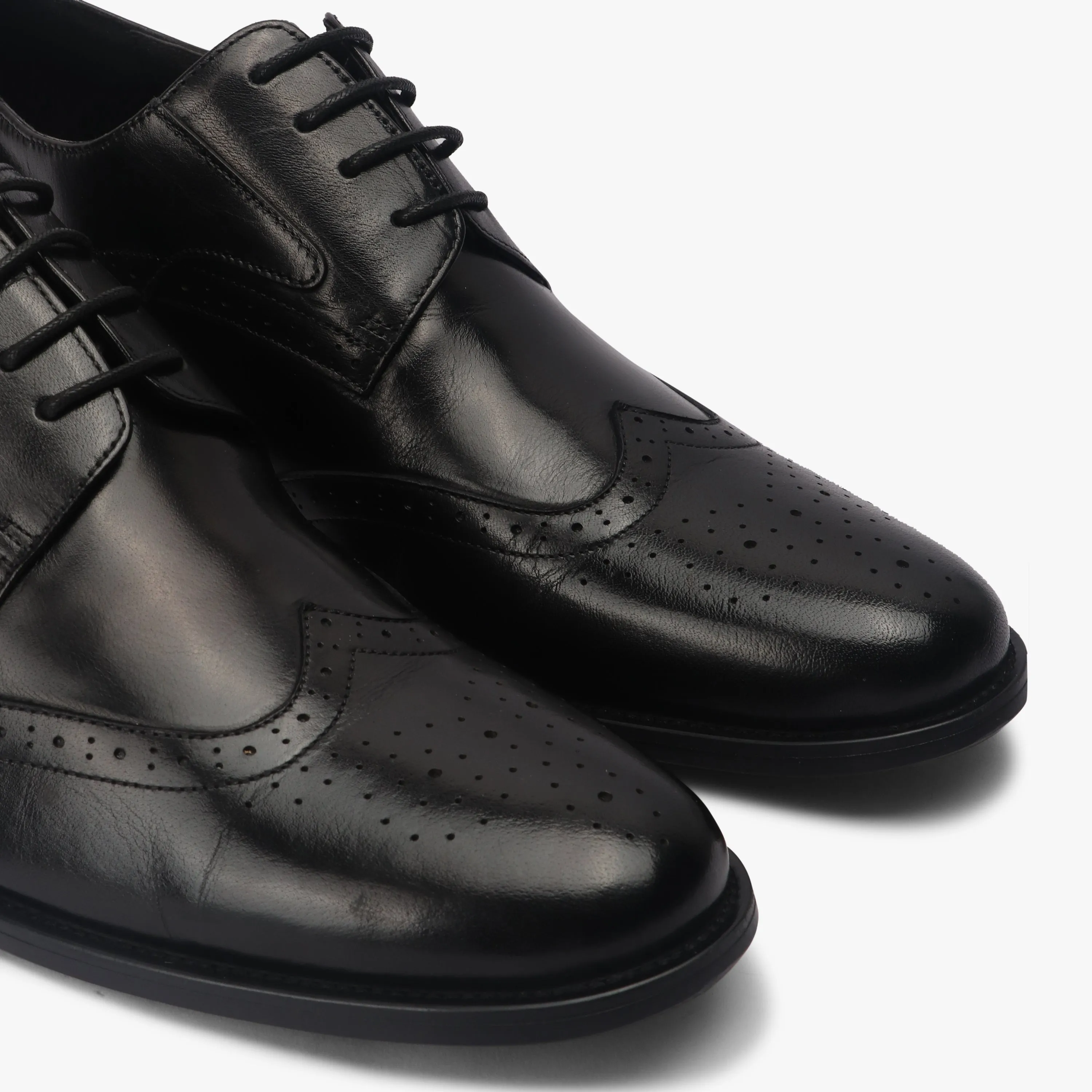 Broad Toe Brogues