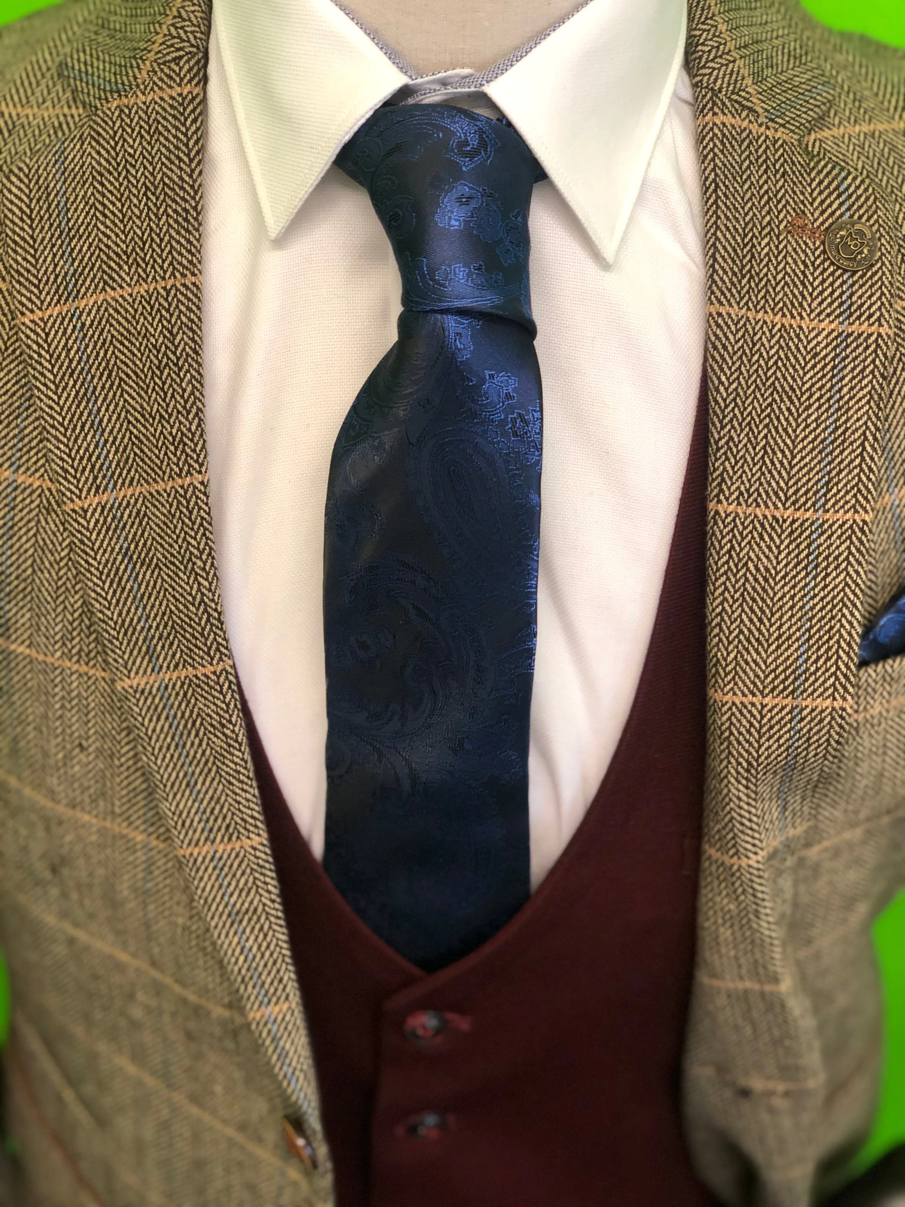 Brown Tweed Suits with Wine Contrast Waistcoat and Navy Paisley Print Tie Set