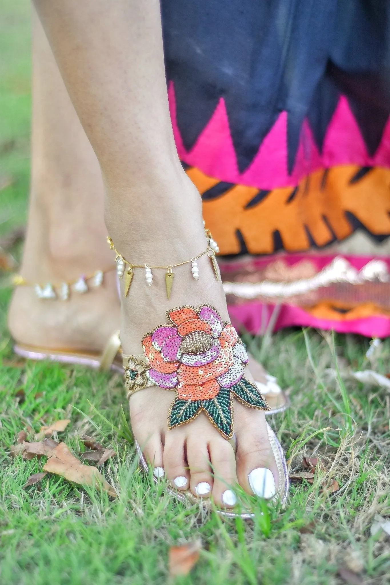 Chappals | Gulabi Gulab