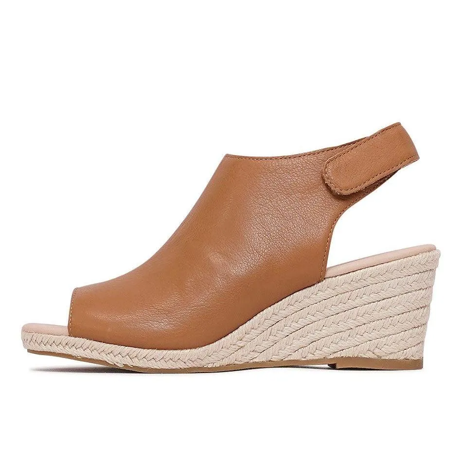 Jamcie Dark Tan Leather Wedges