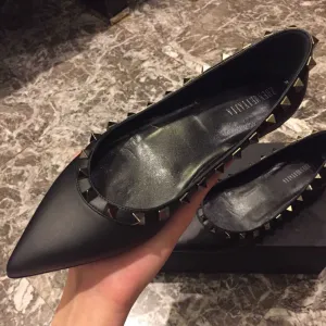 kamames 2022 Pointed Toe Women Flat Shoes Spring Autumn Rivets Classic Ladie Flats Black All Match Soft Boat Shoes Loafers