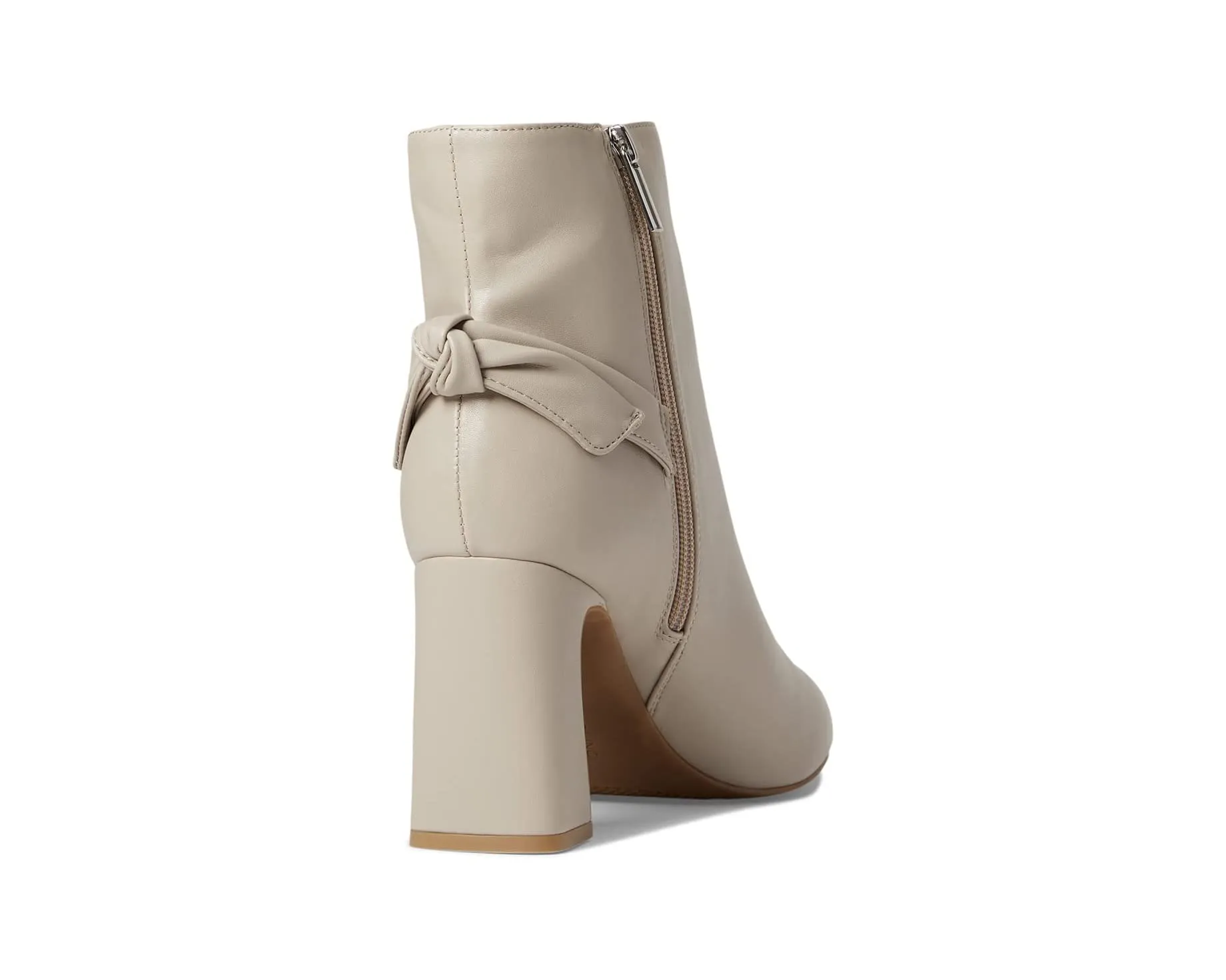 Kendra 3 Bandolino boots, dove