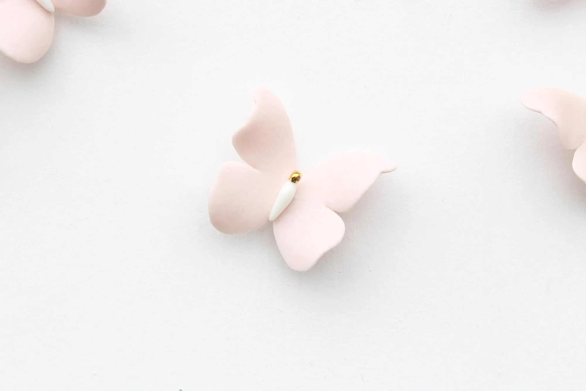 Mini-Decor of Butterflies - 8 colors