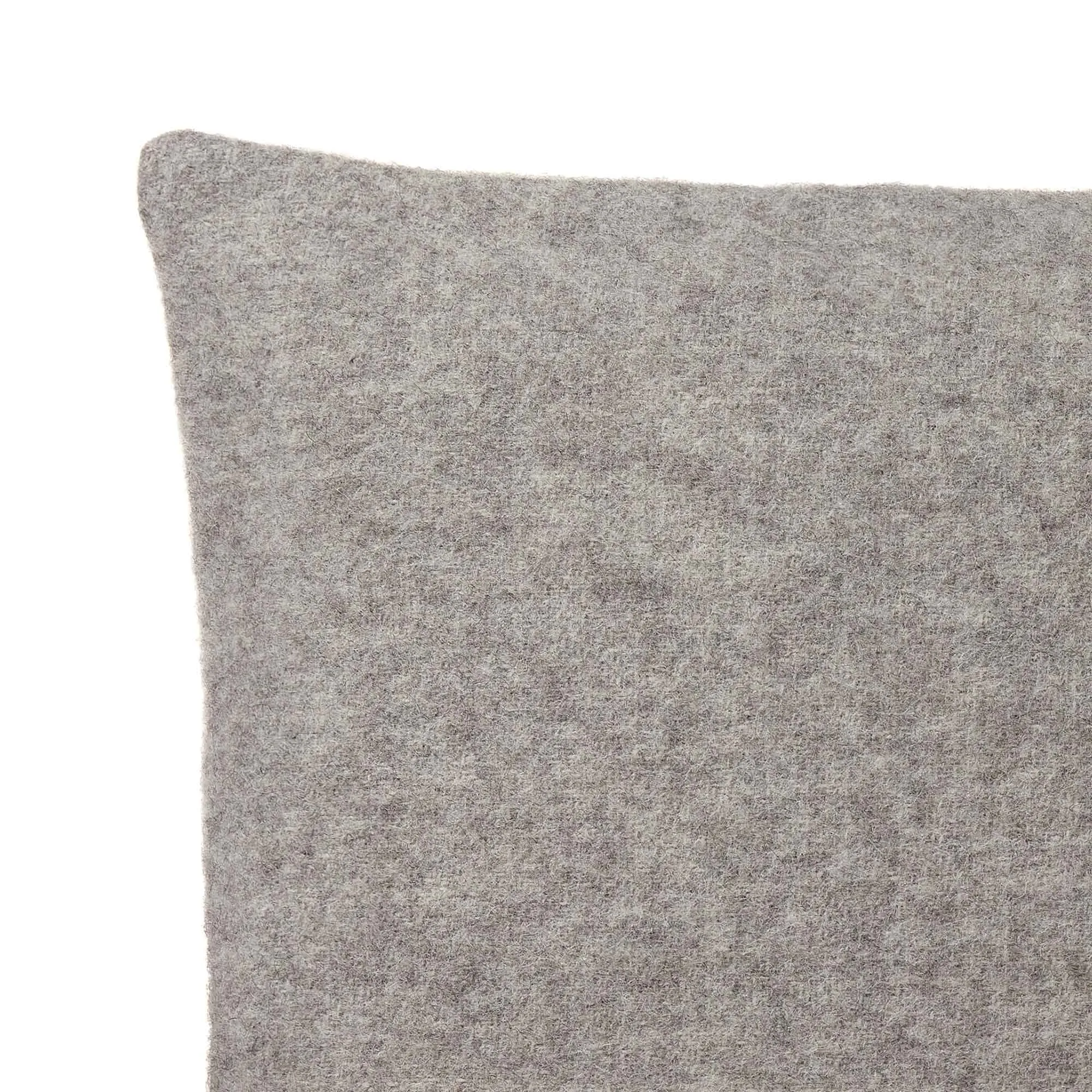 Miramar Cushion [Light grey]