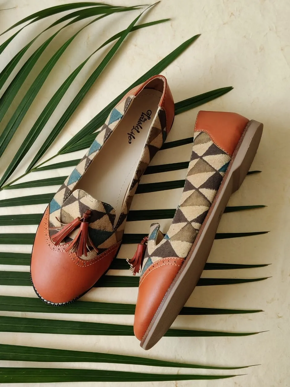 Moca-Multi Triangle Ikat