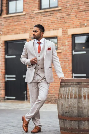 Nathans Beige Wedding Look