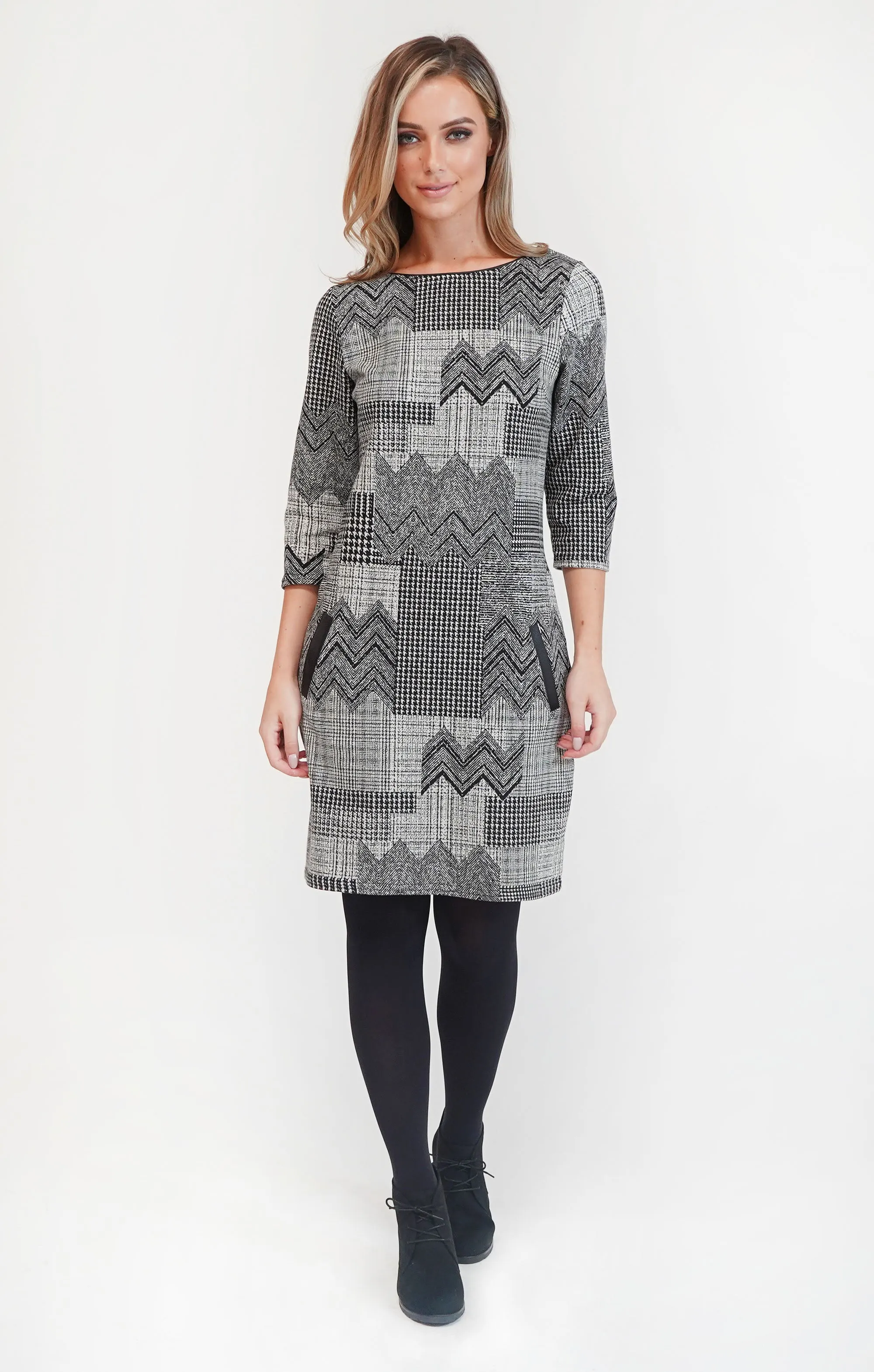 Printed Long Sleeve Knit Shift Dress