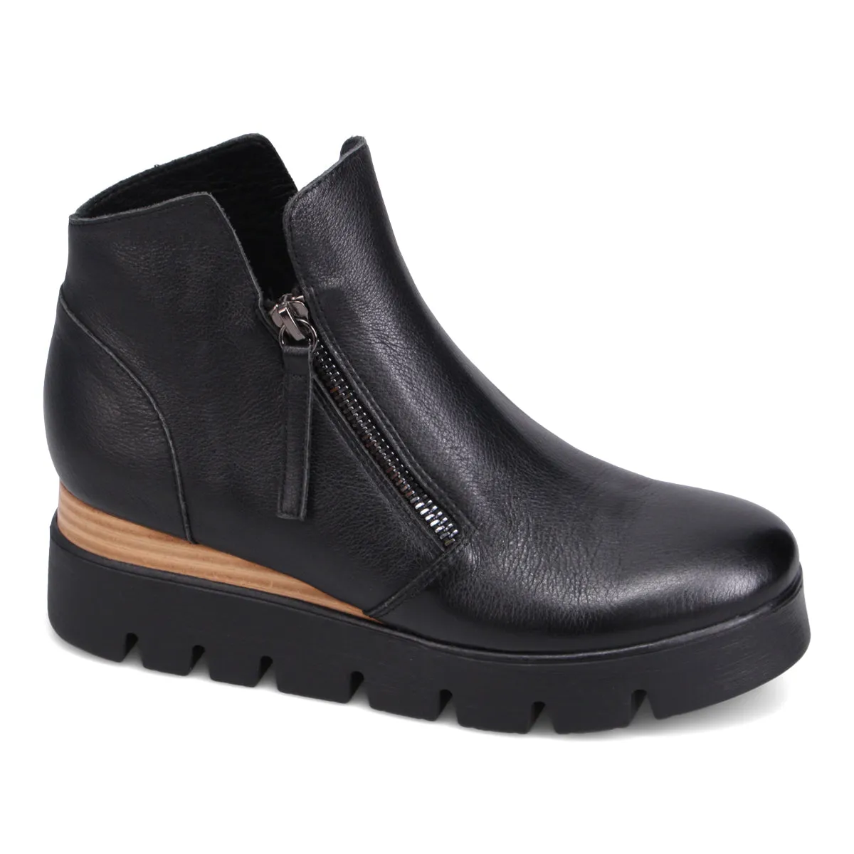 Radio Wedge Boot