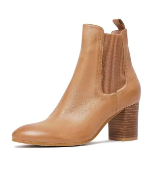Usset Dark Tan Leather Chelsea Boots