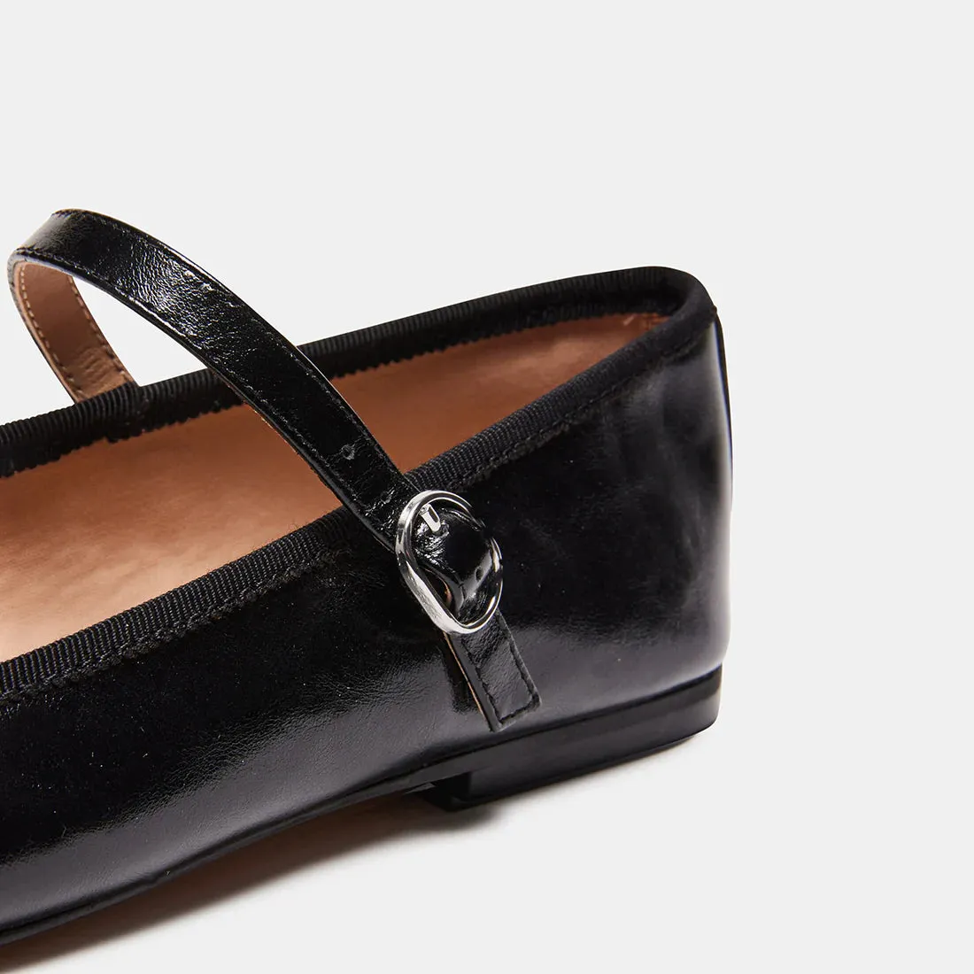 Vinetta - Black