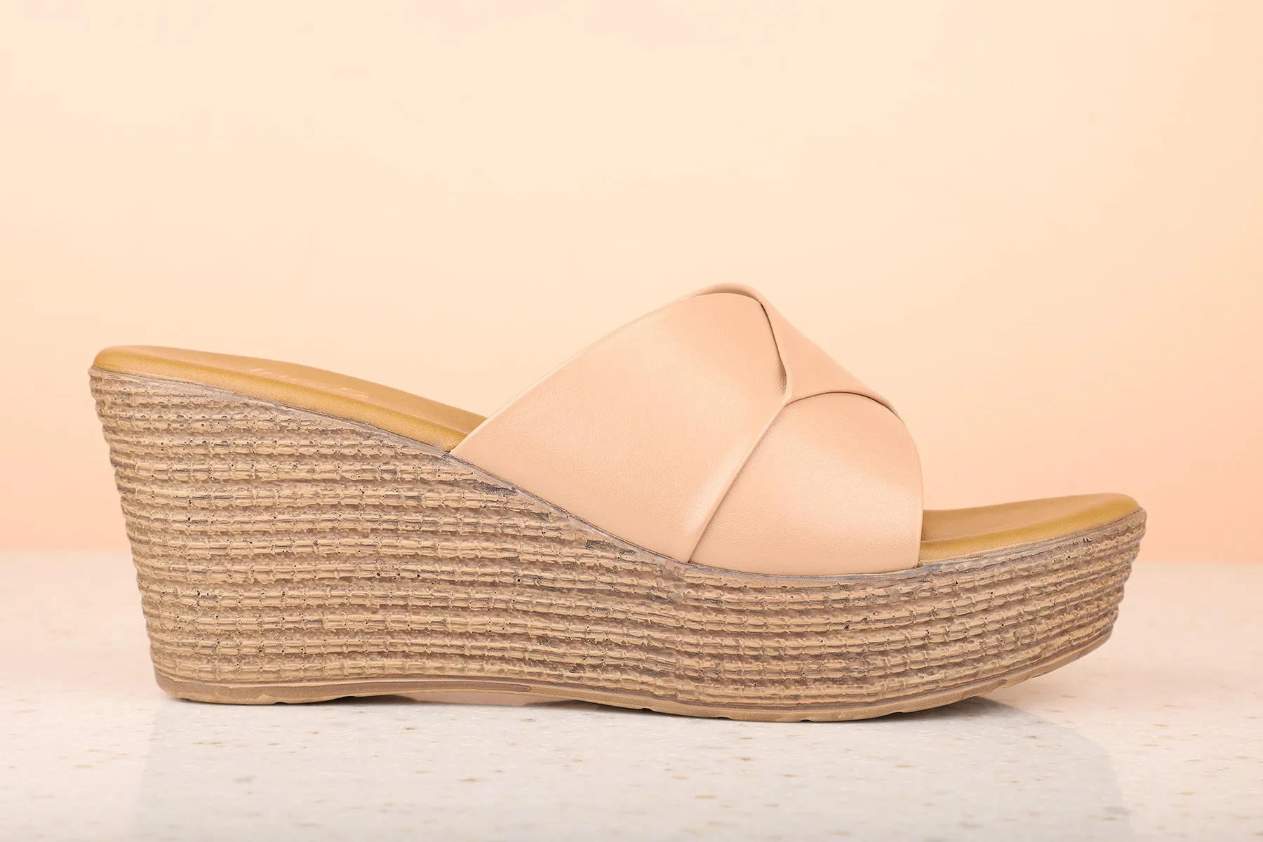 Women Chikoo Solid Wedge Sandals