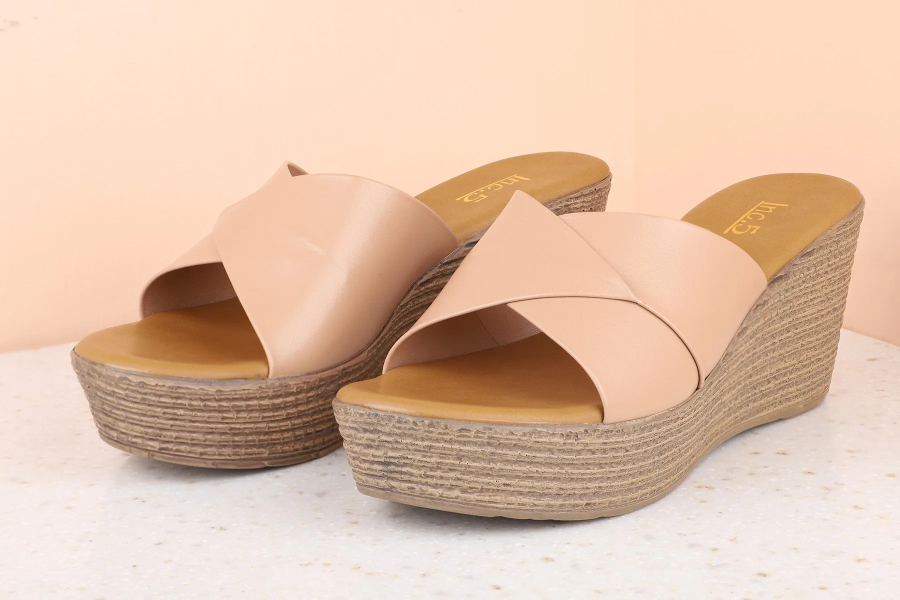 Women Chikoo Solid Wedge Sandals