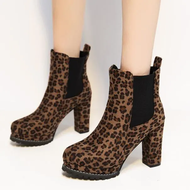 Women short slip on platform chunky high heel boots